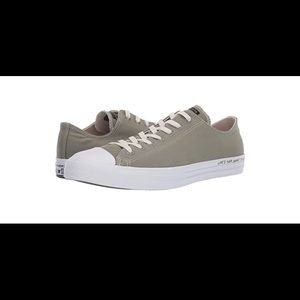 Women’s converse - life’s too short to waste